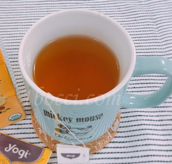 Yogi Tea マンゴージンジャー カフェインフリーの生姜感
